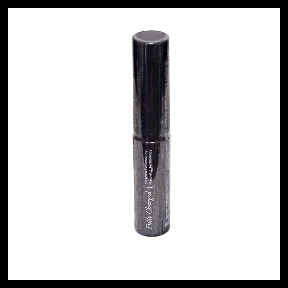PUR Fully Charged Mascara .14 fl oz 4 ml Travel Size Sealed